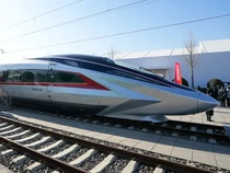 China Pamer Prototipe Kereta Paling Cepat di Dunia