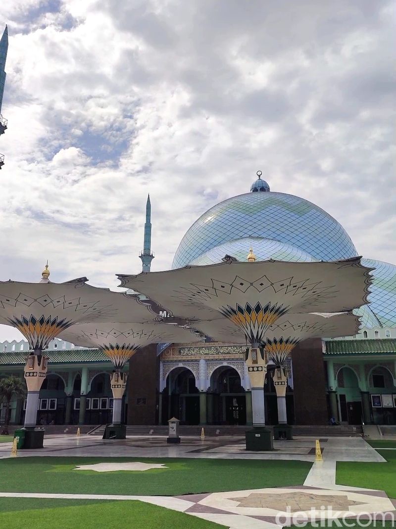 Masjid Raya Al-A'zhom
