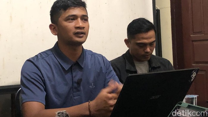 Pengacara publik LBH Padang Adrizal