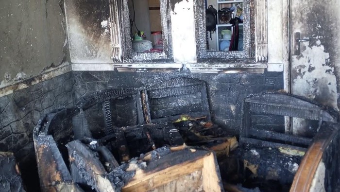 Pria bakar rumah eks pacar di Sukabumi