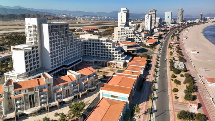 Resor Pantai Megah Korea Utara di Wonsan Kalma