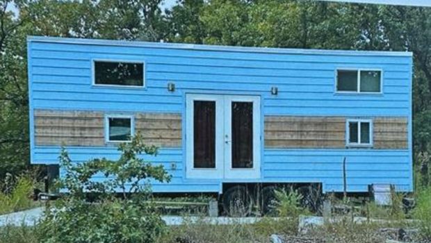 Rumah Mungil Monica Badzinski yang Dicuri Maling