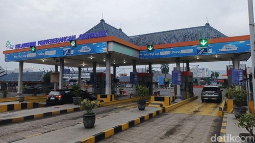 Suasana di pintu masuk Pelabuhan Gilimanuk, Jembrana, Bali, Kamis (2/1/2025). (Foto: I Putu Adi Budiastrawan/detikBali)