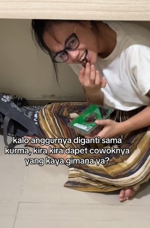 Kocak! Demi Tren Makan Anggur, Netizen Ini Ganti dengan Buah Lain