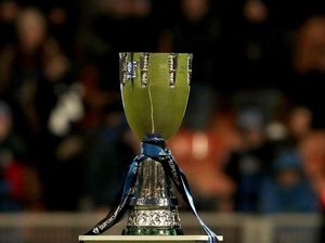 Napoli Vs Bologna di Final Piala Super Italia