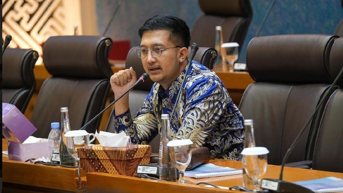 Arizal Tom Liwafa