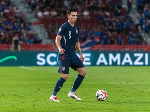 Bek Thailand Minta Maaf usai Blunder Lawan Vietnam