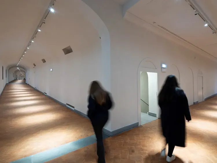 Lorong Rahasia hanya buat Elit Italia Dibuka untuk Umum
