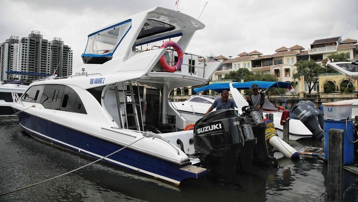 Kendaraan air juga terdampak pajak penambahan nilai (PPN) 12 persen. Kendaraan air yang kena PPN 12% itu meliputi kapal pesiar, kapal feri, kapal ekskursi, kapal yatch hingga speedboat.