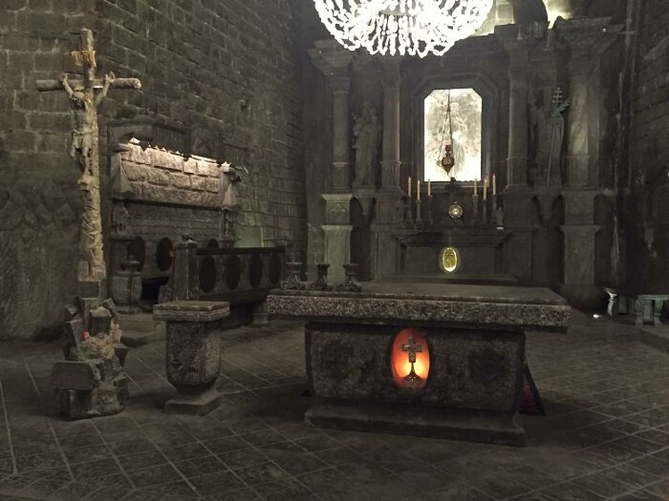 Foto di Dunia Nyata Tapi Hasilnya Seperti dari Film dan Video Game Beberapa hasil foto di dunia nyata ini, tampak seperti gambar di film dan video game. Nggak percaya? Buruan cek daftarnya berikut.