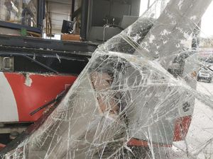 Bus Peziarah di Sri Lanka Terjun ke Jurang, 21 Orang Tewas