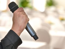 30 Rekomendasi Lagu untuk Pernikahan dengan Penggalan Lirik yang Romantis