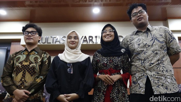 Mahasiswa UIN Jogja penggugat Presidential Threshold ke Mahkamah Konstitusi. Foto diambil Jumat (3/1/2025).