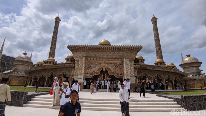 Masjid An Nahdla atau Nahda Bojonegoro