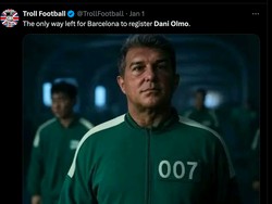 Masalah keuangan menjadi penyebab utama Barcelona gagal mendaftarkan Dani Olmo. Laporta disuruh ikut Squid Game, permainan horor berhadiah miliaran, biar dapat uang. (Foto: Twitter @TrollFootball)