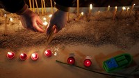 Dalam sebuah acara peringatan pada Kamis malam, Sanja Jovanovic, warga Podgorica, mengatakan ia marah atas keengganan pemerintah untuk menerima tanggung jawabnya atas kekerasan yang merasuki masyarakat. 