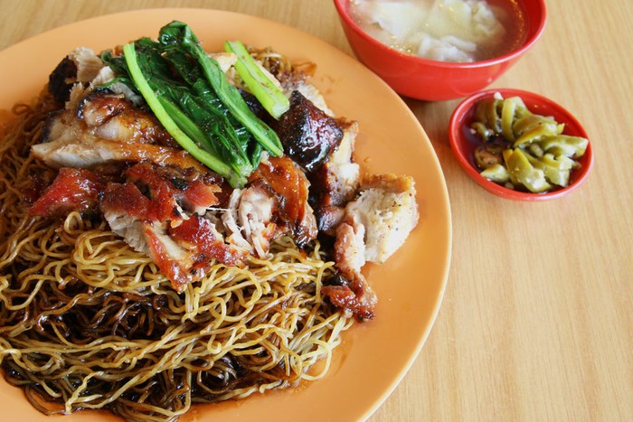 Pasangan Ini Jualan Mie di Kuala Lumpur, Raul Cuan Rp 36 Juta!