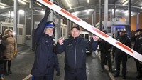 Rumania dan Bulgaria menjadi anggota penuh zona Schengen tepat pada malam pergantian Tahun Baru, Rabu (1/1/2025). Keanggotaan penuh ini diperoleh dua negara Eropa Timur itu setelah 13 tahun penantian.  