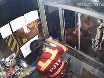 Pengakuan Petugas Parkir ASDP Ditodong Senpi Pegawai KSOP Bakauheni