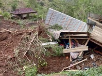 2 Rumah-1 Gedung TK di Pinrang Tertimbun Longsor Imbas Hujan Deras