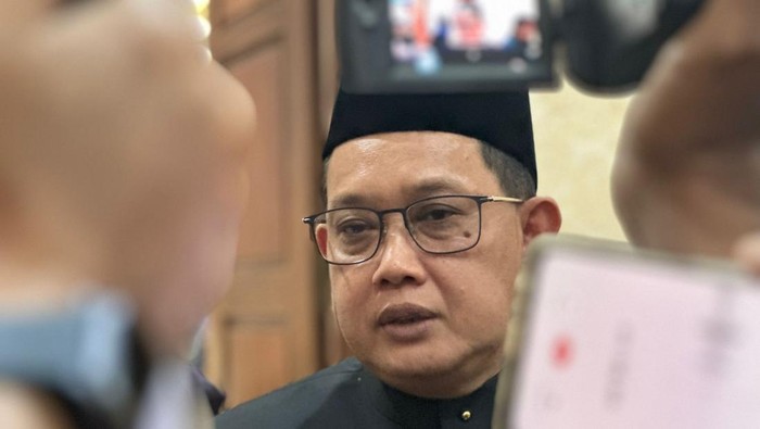 Pj Gubernur Jawa Timur Adhy Karyono