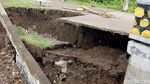 Plengsengan Sungai Welang Ambrol, Akses Dua Dusun Ditutup