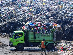 Titah Prabowo ke PLN hingga Pemda Sulap Sampah Jadi Listrik