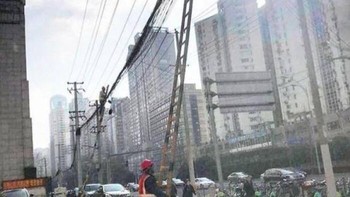 Pegal dikit, oleng. Foto: touchfeel via Bored Panda