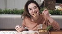 Selain durian, Gisel termasuk orang yang suka berbagai jenis makanan. Misalnya lauk rumahan yang jadi favoritya. Foto: Instagram @gisel_la