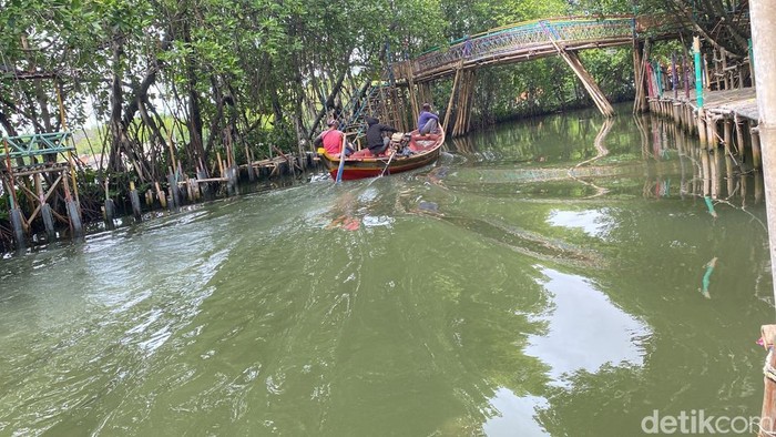 Sunge Jingkem Sembilangan di Bekasi, Jabar