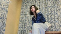 Karena aku sedang tidak sehat, aku terpaksa membatalkan beberapa kerja sama merek untuk mengurangi tekanan syuting. Anda bilang Anda akan bertanggung jawab atas penyakit ku, tetapi pada akhirnya akulah yang memberikan kompensasi finansial, salah satu pengakuan Zhao Lusi dalam unggahan panjangnya di Weibo. Foto: Instagram: @rooosyzh09