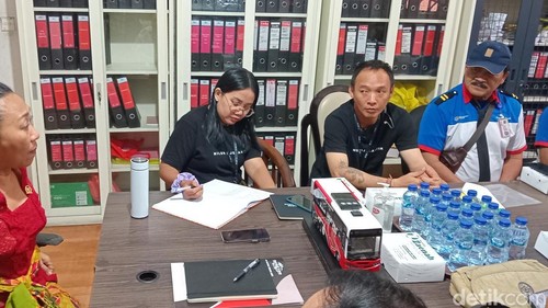 Audiensi Niluh Djelantik dengan PT Satria Trans Jaya di Kuta, Kabupaten Badung, Sabtu (4/1/2025).