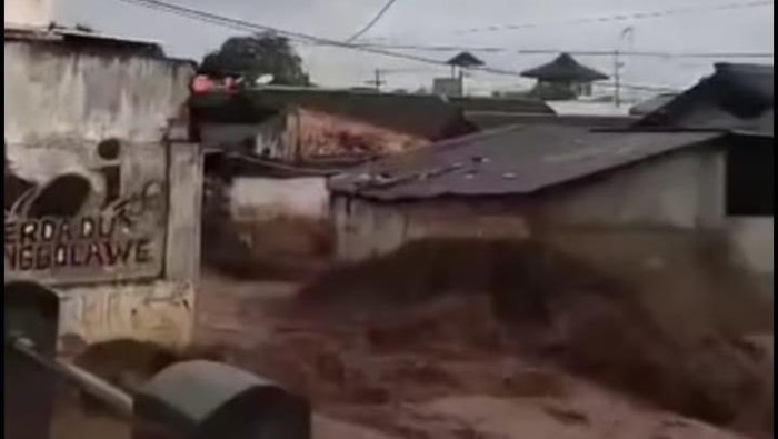 banjir bandang di 3 desa tuban jawa timur