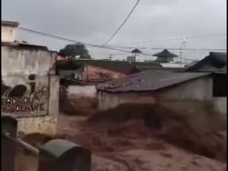 Banjir Bandang Campur Lumpur-Kerikil Terjang 3 Desa di Tuban, Warga Panik