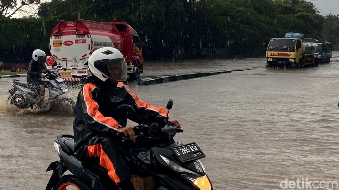 Banjir di kawasan Gedebage Bandung.
