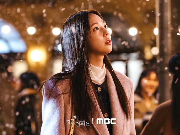 Hong Hee Jo Mencari Baek Sae-On di Episode 12 When The Phone Rings