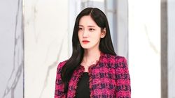 Hong Hee Jo Mencari Baek Sae-On di Episode 12 When The Phone Rings