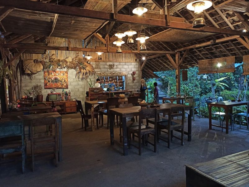 Kafe vintage di Semarang