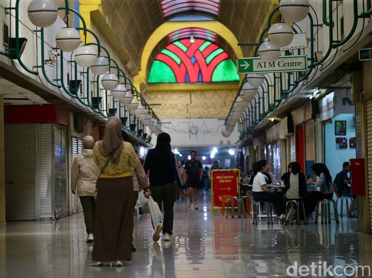 Kawasan Bawah Tanah Mal Blok M Mulai Hidup Kembali