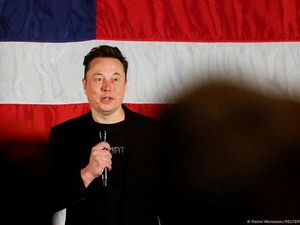 X Down Berjam-jam, Elon Musk Ungkap Biang Keroknya