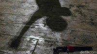 Menurut Matrojih golok tanpa sarung, ibarat silat tanpa agama yang dapat membuat kerusakan dan kesombongan.