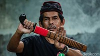 Jurus-jurus silat yang dipelajari bukan untuk ajang pamer dan menjadi jagoan.
