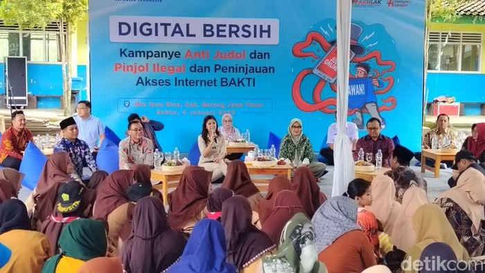 Menteri Komunikasi dan Digital (Komdigi) Meutya Hafid