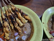 Mantap! Sate Klopo Legendaris hingga Pecel Madiun di Ruas Ondomohen