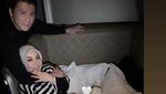 Syahrini Kulineran Mewah Bareng Keluarga Sambil Momong Anak