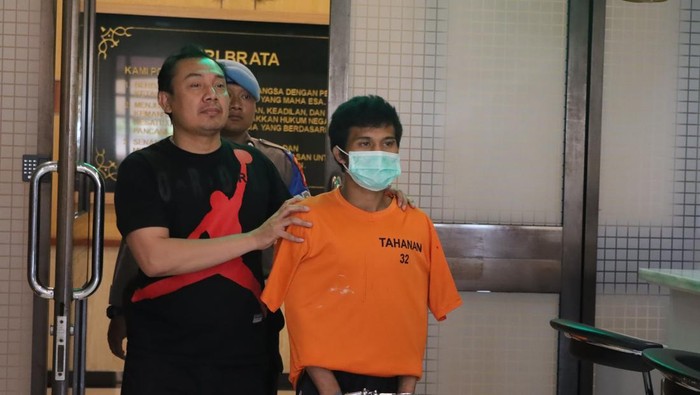 Tersangka perampokan pasutri di Tol Jakut