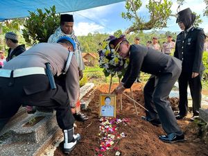 Penghormatan Terakhir untuk Aipda Anumerta Anditya