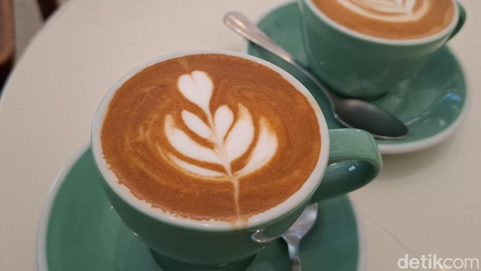 Menyeruput Magic Buatan Kafe Specialty Coffee di Perumahan Surabaya