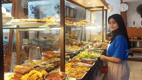 Warung Kolega di kawasan Kuta, Badung, Bali. (Dok. Instagram @warungkolega_)