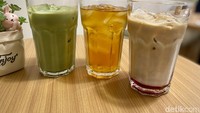 Untuk pecinta matcha jangan lewatkan menu Ice Matcha Ceremonial seharga Rp 35.000. Menu ini bisa pesan tambah pemanis stevia atau tidak. Foto: detikcom/Riska Fitria